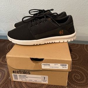 Etnies Kids School, Men Size 7